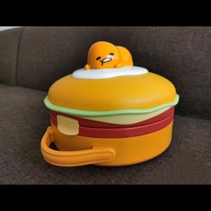 Sario Gudetama picnic basket/box